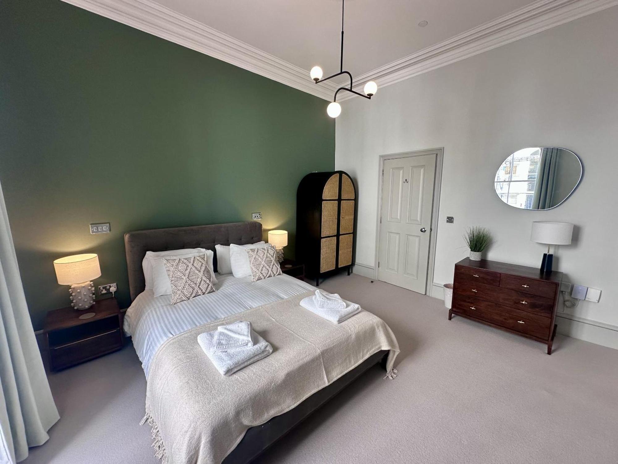 1 Bed Halliford By Pureserviced Apartment *